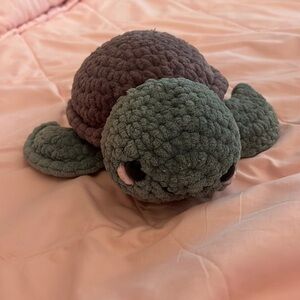 Two Knits Woven Yarn and Chenille Woven Plushie Turtle OS​